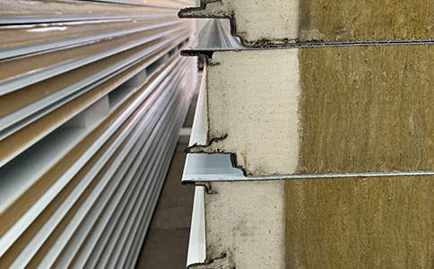 聚氨酯封邊巖棉夾芯板